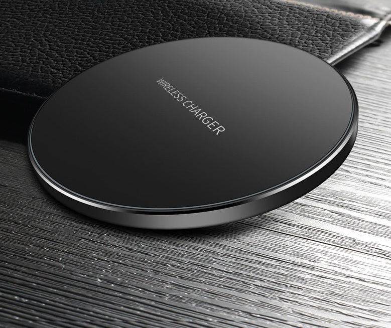 Wireless Fast Charging Pad - Compact and Efficient Design