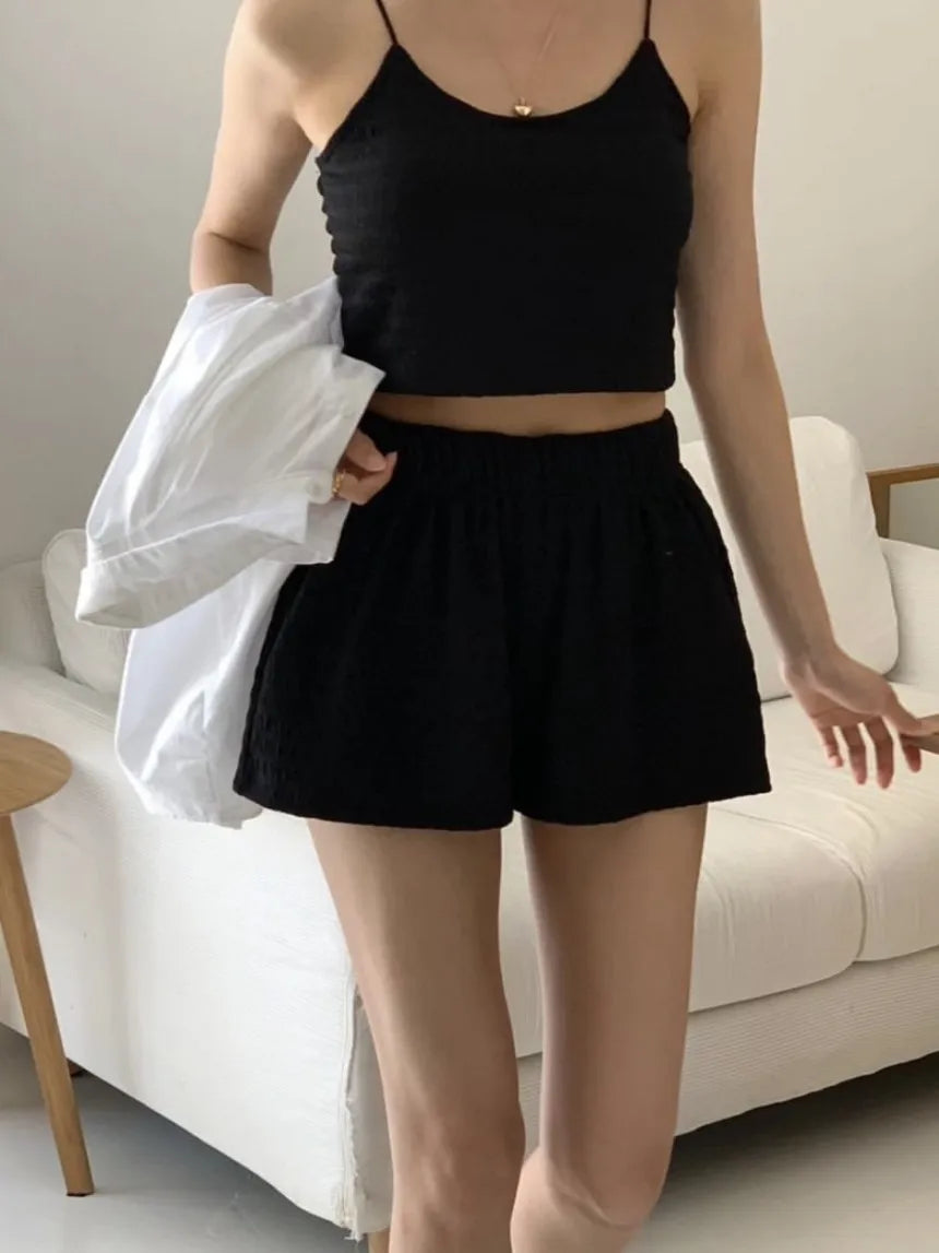 2-Piece Summer Sporty Set – High Waist Shorts & Padded Crop Top - 3KDyn