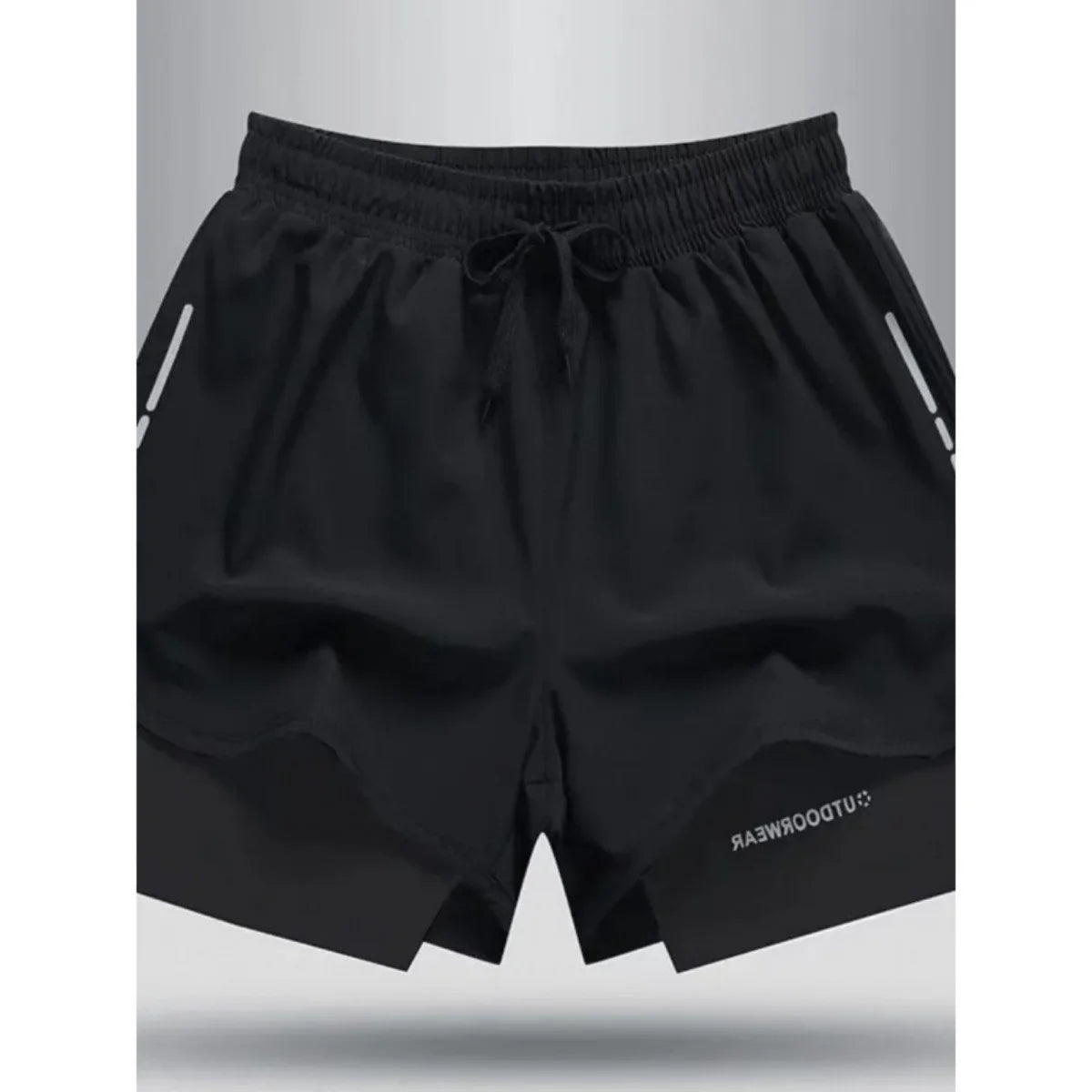 Details and fit of men’s two-layer athletic swim shorts (waistband, pockets, liner)