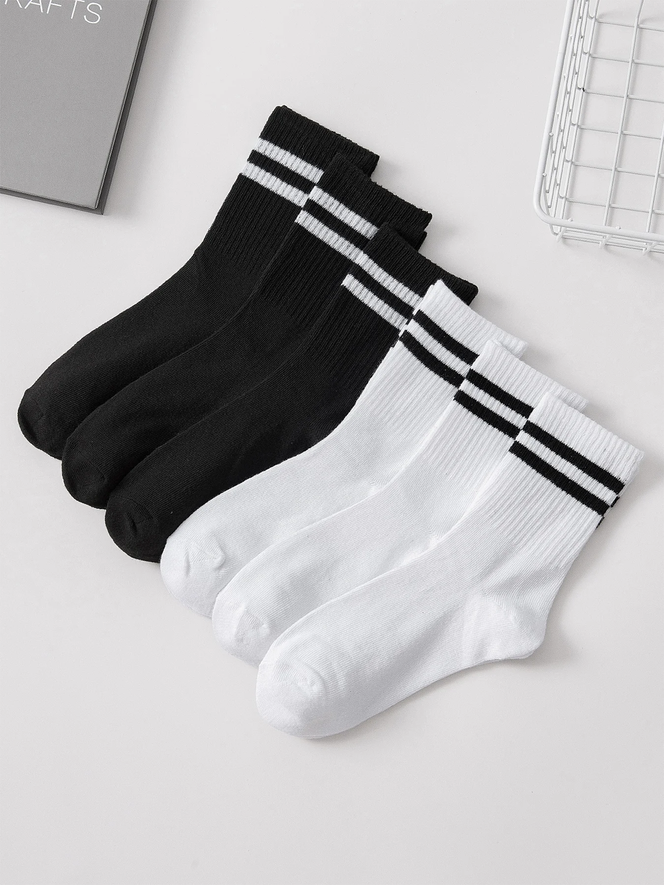 Men's Crew Socks (6–20 Pairs) – Breathable Sport - 3KDyn