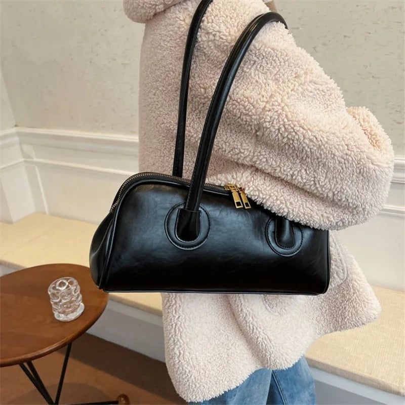 Women’s vintage PU shoulder bag