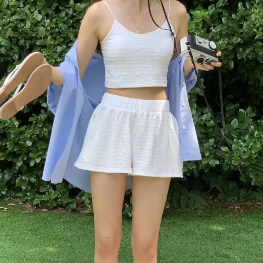 2-Piece Summer Sporty Set – High Waist Shorts & Padded Crop Top - 3KDyn