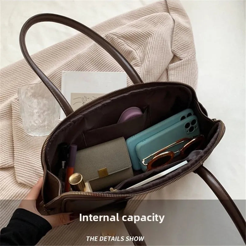 Women’s vintage PU shoulder bag