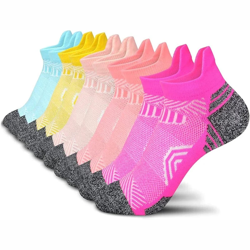 Details of athletic ankle socks—breathable mesh, cushioned heel/toe, anti‑slip tab | 3KDyn