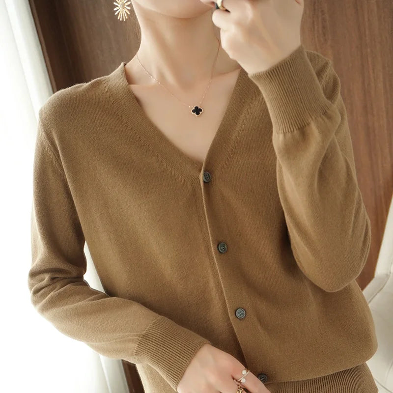 Women’s cotton V-neck button cardigan