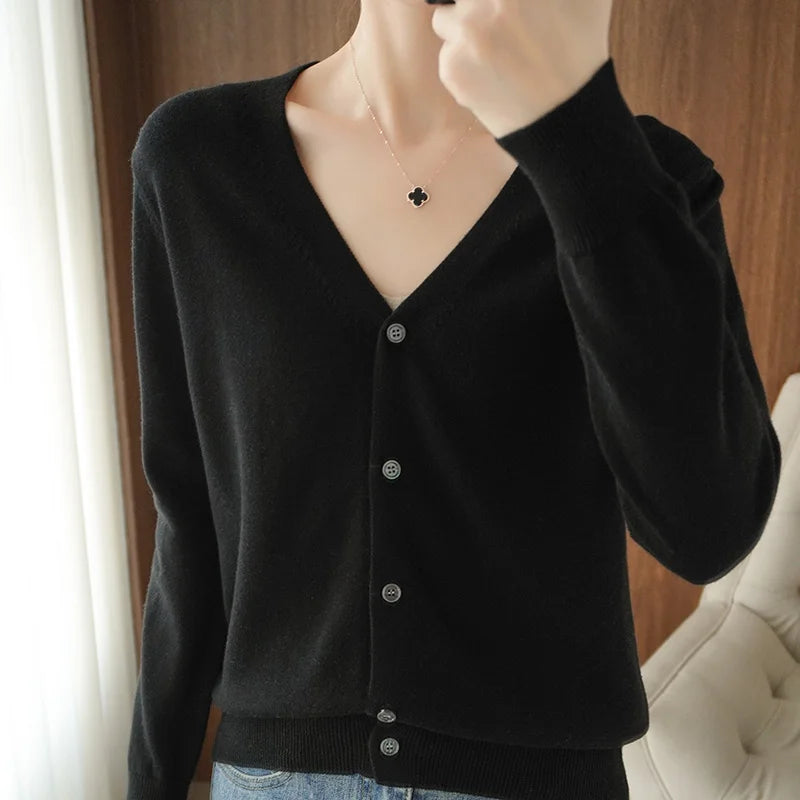 Women’s cotton V-neck button cardigan
