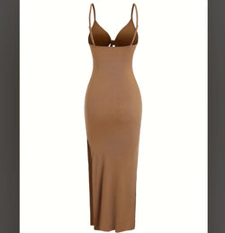 Europe and America knit simple sleeveless suspender dress in spring and summer, leaking back and sexy long skirt with neck. - 3KDyn