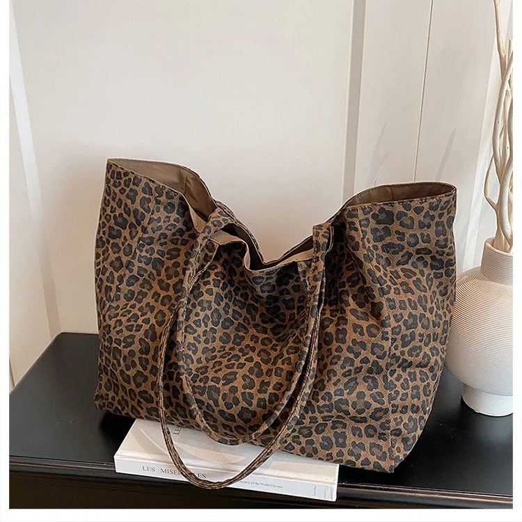 Women’s leopard print bucket shoulder bag