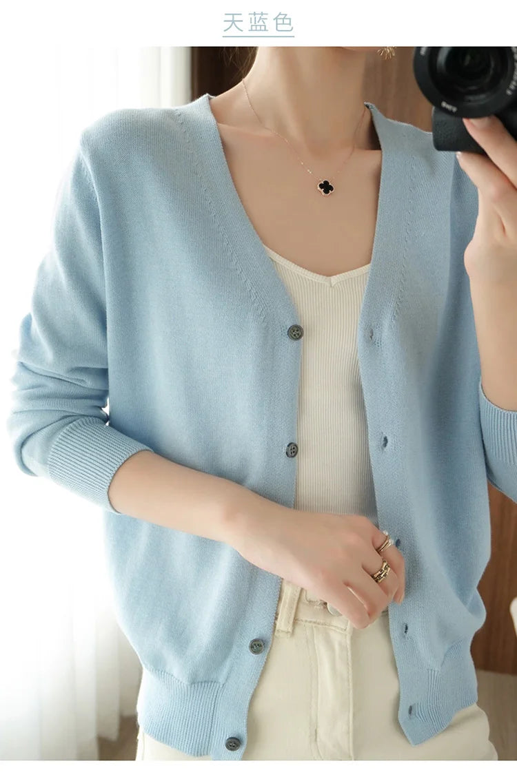 Women’s cotton V-neck button cardigan
