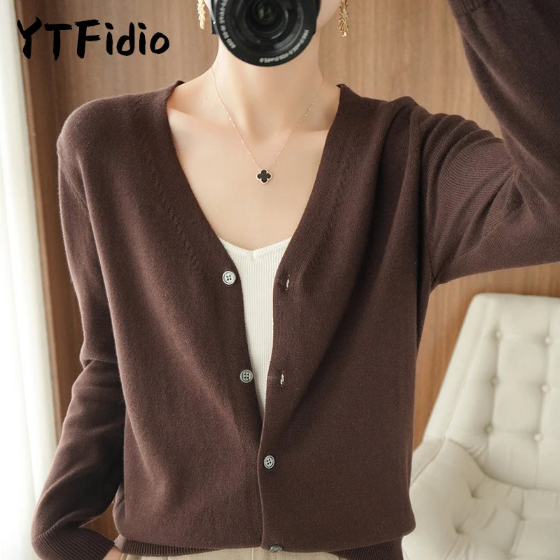Women’s cotton V-neck button cardigan
