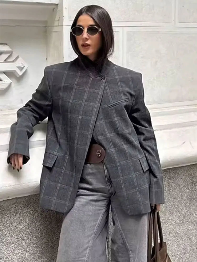 Women’s plaid stand-collar blazer